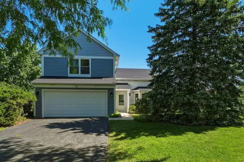 121 Heath Place Westmont IL 60559