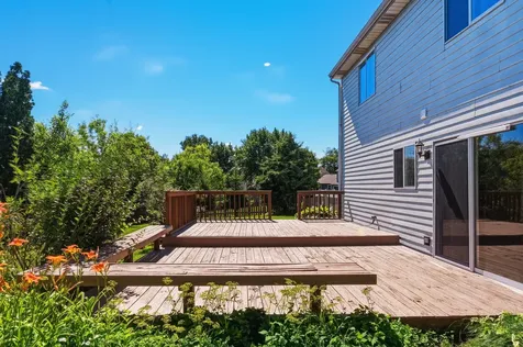 121 Heath Place Westmont IL 60559