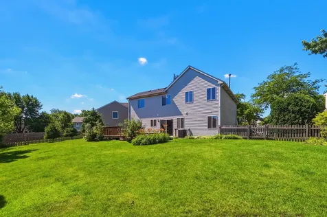 121 Heath Place Westmont IL 60559