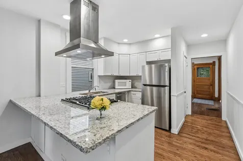 1025 Garnett Place Evanston IL 60201