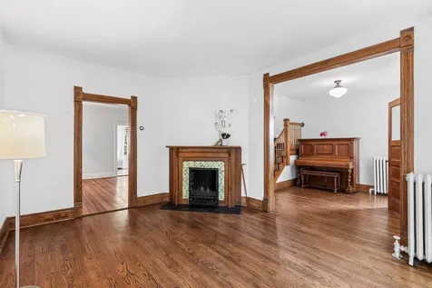 1025 Garnett Place Evanston IL 60201