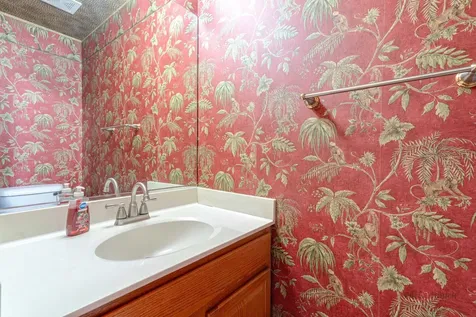 1889 Mcrae Lane Mundelein IL 60060