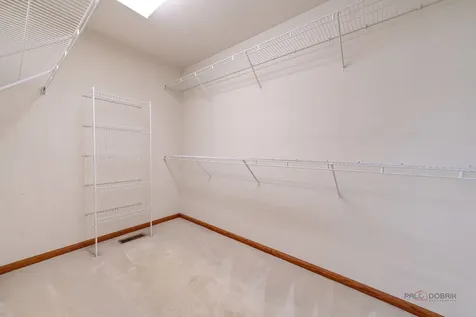 1889 Mcrae Lane Mundelein IL 60060