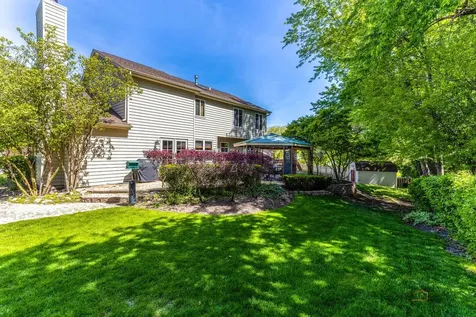 1889 Mcrae Lane Mundelein IL 60060