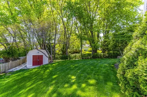1889 Mcrae Lane Mundelein IL 60060