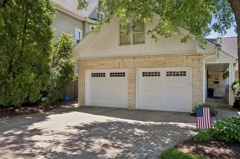 220 7TH Avenue La Grange IL 60525
