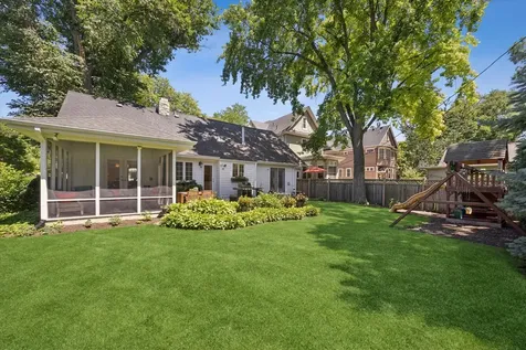 220 7TH Avenue La Grange IL 60525