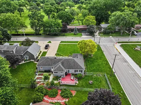 715 North Green Street Mchenry IL 60050