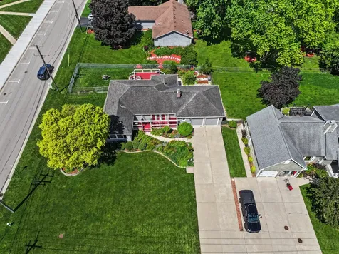 715 North Green Street Mchenry IL 60050