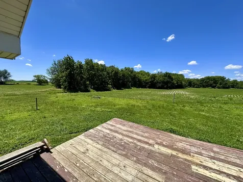 7637 1900 East Street Tiskilwa IL 61368