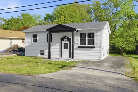 915 Mayfield Drive Round Lake Beach IL 60073