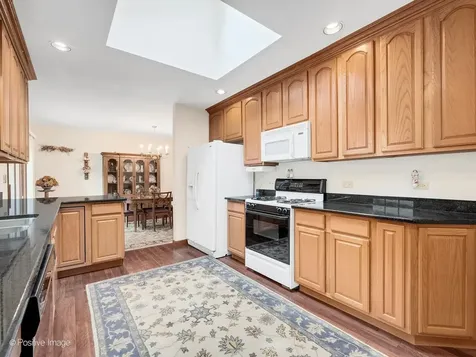 449 Arbor Avenue West Chicago IL 60185