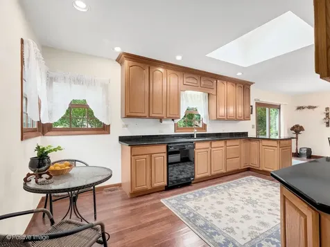 449 Arbor Avenue West Chicago IL 60185