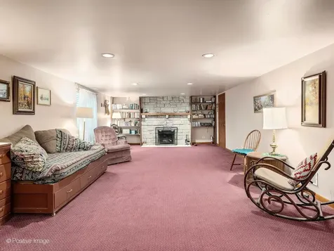 449 Arbor Avenue West Chicago IL 60185