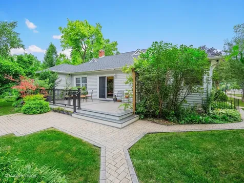 449 Arbor Avenue West Chicago IL 60185