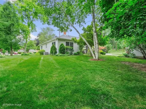 449 Arbor Avenue West Chicago IL 60185