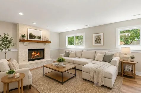 619 Dartmoor Drive Crystal Lake IL 60014