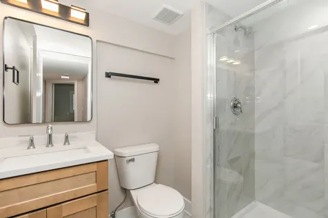 619 Dartmoor Drive Crystal Lake IL 60014