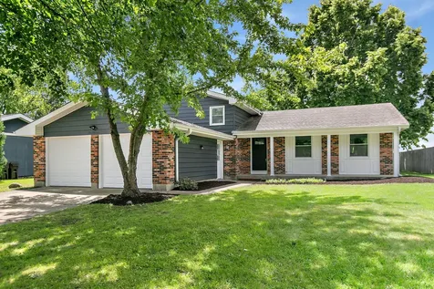 619 Dartmoor Drive Crystal Lake IL 60014