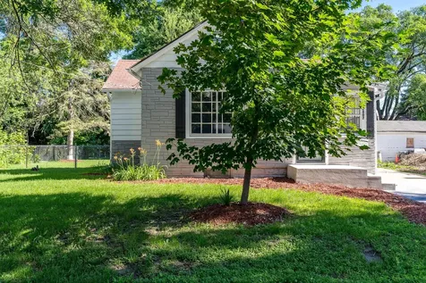 2807 Yonge Street Rockford IL 61101