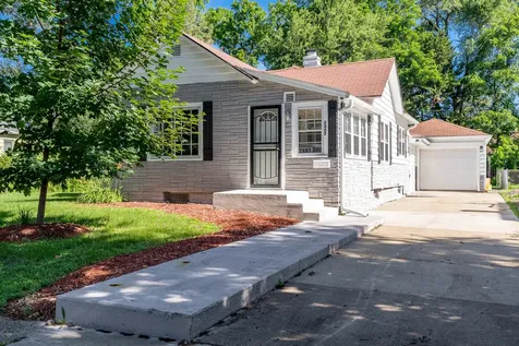 2807 Yonge Street Rockford IL 61101