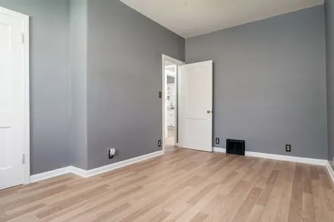 2807 Yonge Street Rockford IL 61101