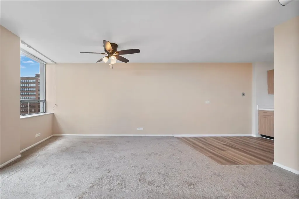 5701 North Sheridan Road Chicago IL 60660
