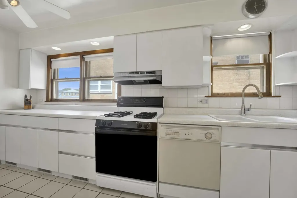 7740 West Belmont Avenue Chicago IL 60634