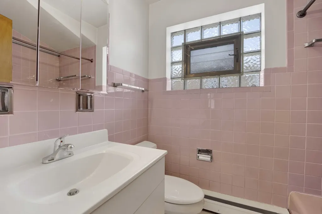 7740 West Belmont Avenue Chicago IL 60634