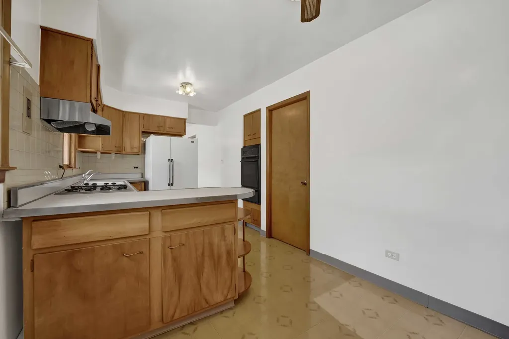 7740 West Belmont Avenue Chicago IL 60634