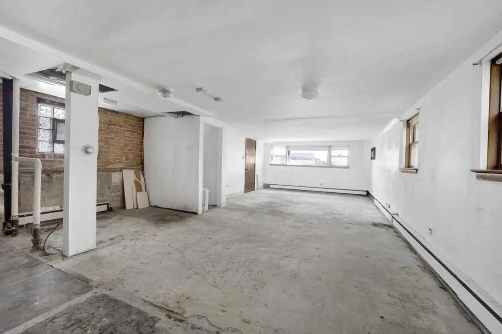 7740 West Belmont Avenue Chicago IL 60634