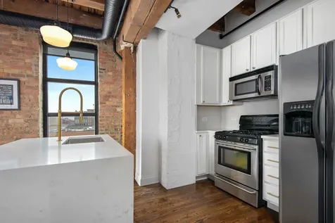 106 North Aberdeen Street Chicago IL 60607