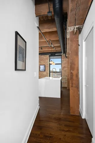 106 North Aberdeen Street Chicago IL 60607
