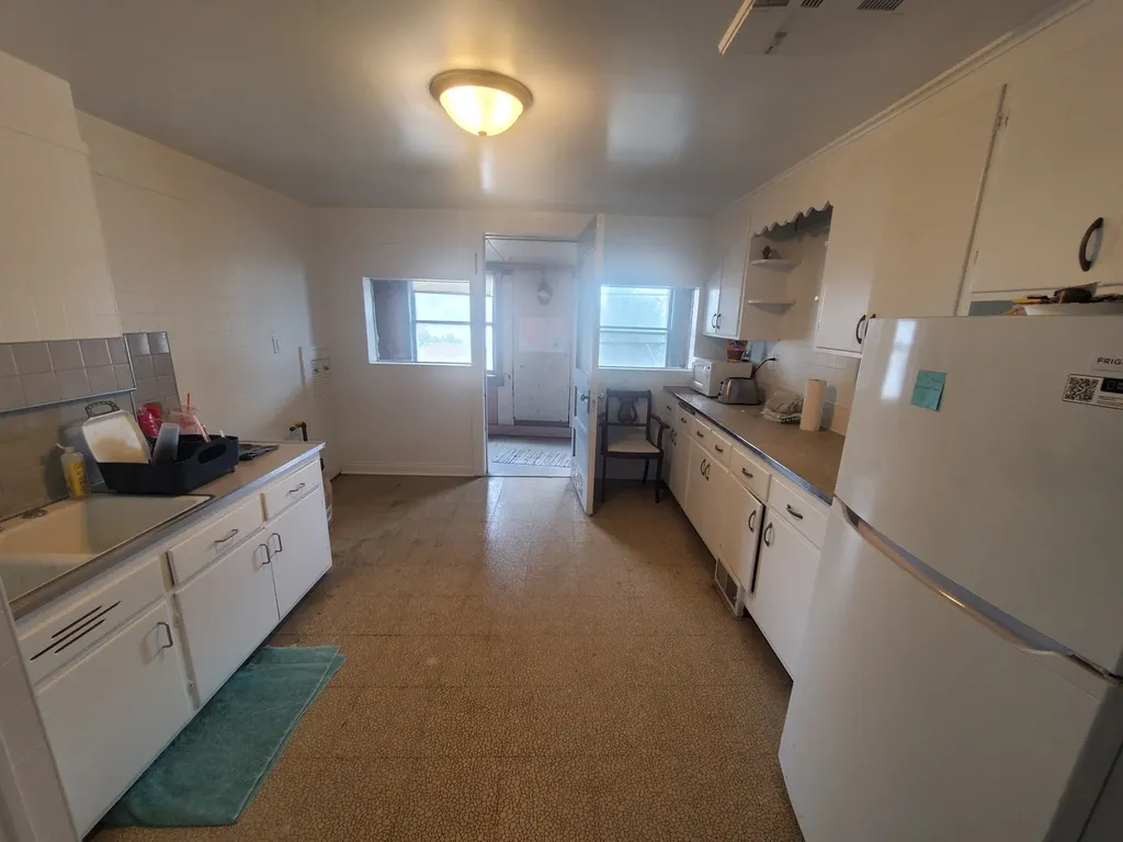 4158 West Wellington Avenue Chicago IL 60641