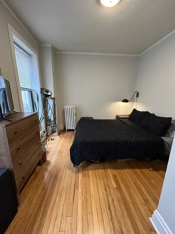 639 West Roscoe Street Chicago IL 60657