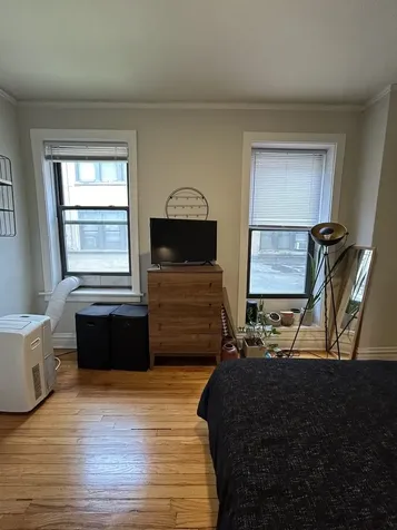 639 West Roscoe Street Chicago IL 60657