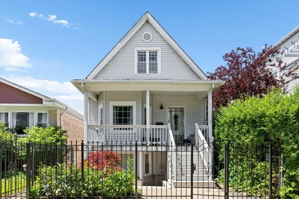 3020 North Francisco Avenue Chicago IL 60618