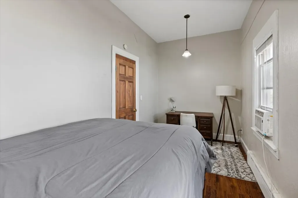 3020 North Francisco Avenue Chicago IL 60618
