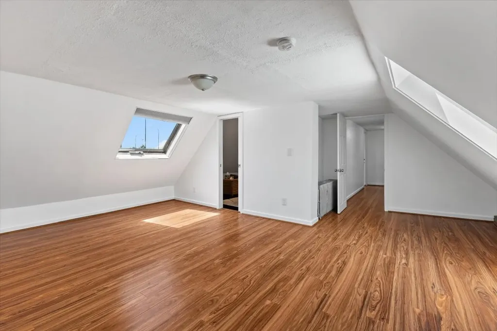 3020 North Francisco Avenue Chicago IL 60618