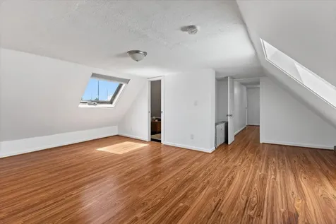 3020 North Francisco Avenue Chicago IL 60618
