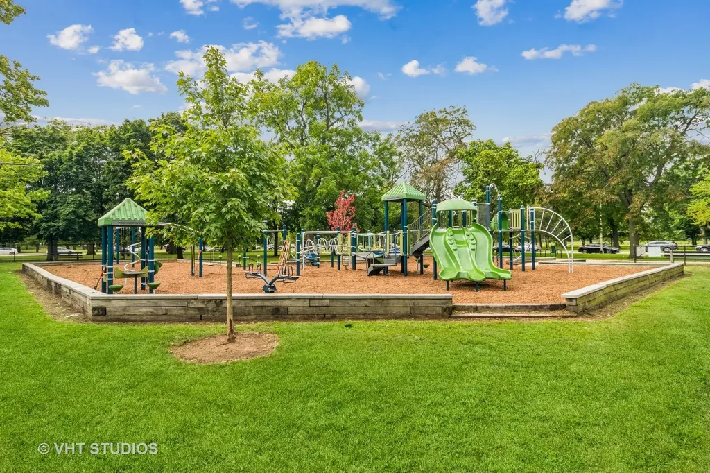 5463 South Ellis Avenue Chicago IL 60615