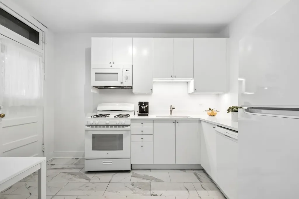 5463 South Ellis Avenue Chicago IL 60615