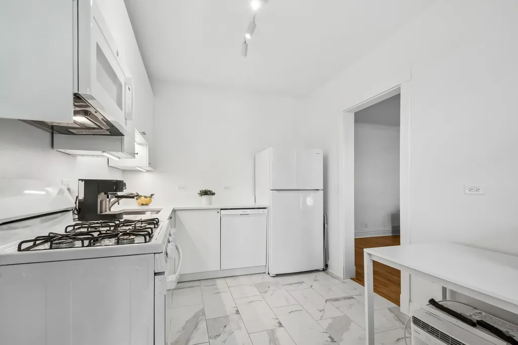5463 South Ellis Avenue Chicago IL 60615
