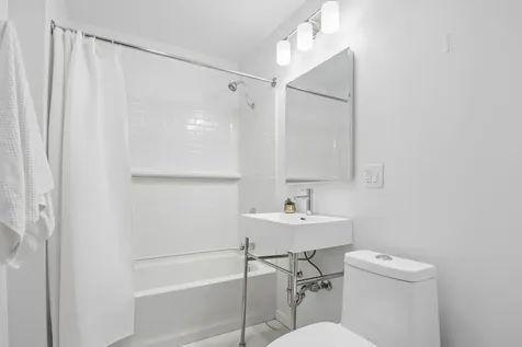 5463 South Ellis Avenue Chicago IL 60615