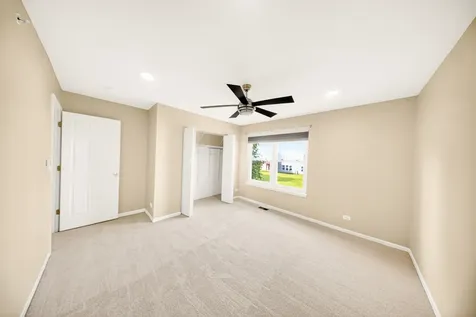1249 Mallard Lane Hoffman Estates IL 60192
