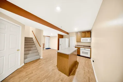 1249 Mallard Lane Hoffman Estates IL 60192