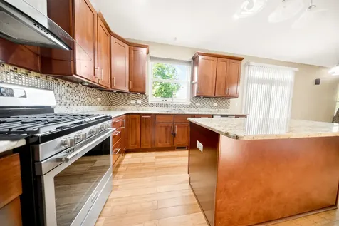 1249 Mallard Lane Hoffman Estates IL 60192
