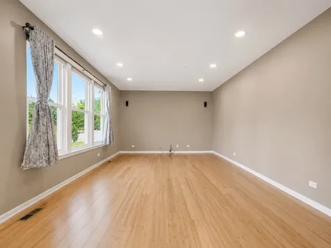 1249 Mallard Lane Hoffman Estates IL 60192