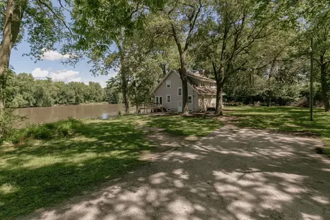 5321 320TH Street Hillsdale IL 61257