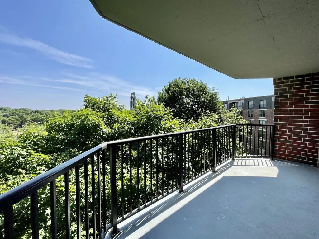 511 Aurora Avenue Naperville IL 60540
